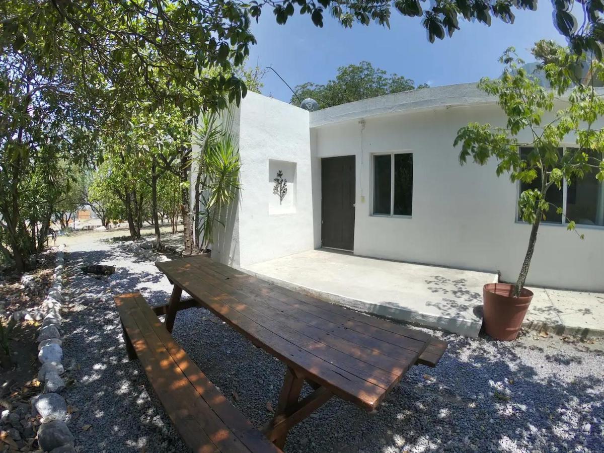 La Posada En El Potrero Chico Hidalgo  Bilik gambar